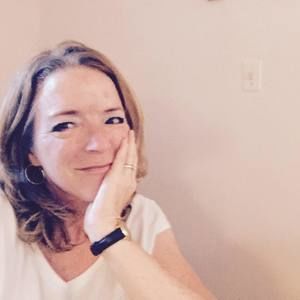 Meet your Posher, Elise